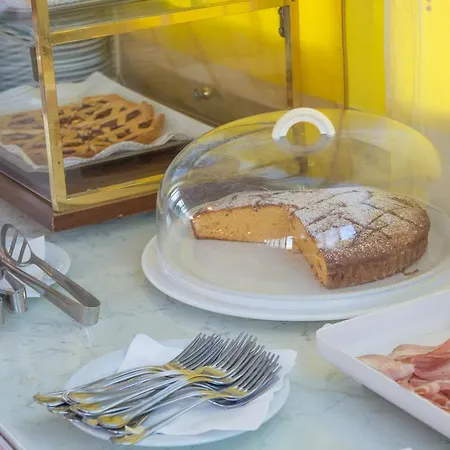 Hotel Savoia Finale Ligure