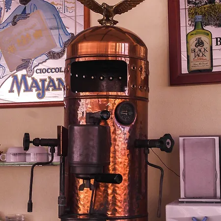 Hotel Savoia Finale Ligure