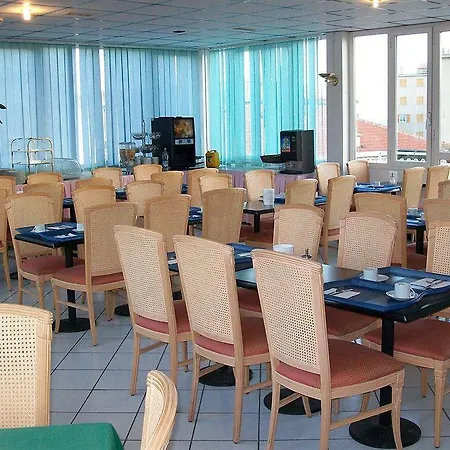 Hotel Savoia Finale Ligure