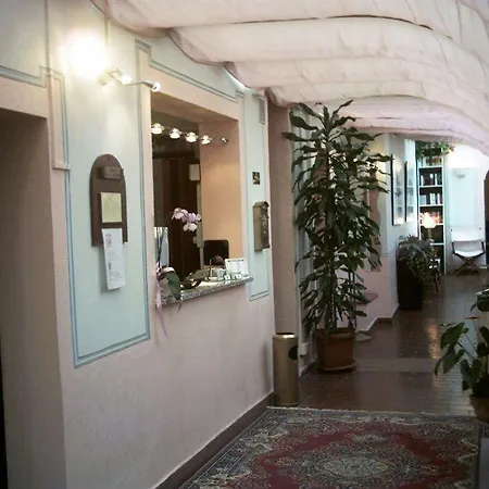 Savoia Hotell Finale Ligure
