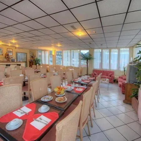Savoia Hotell 3*