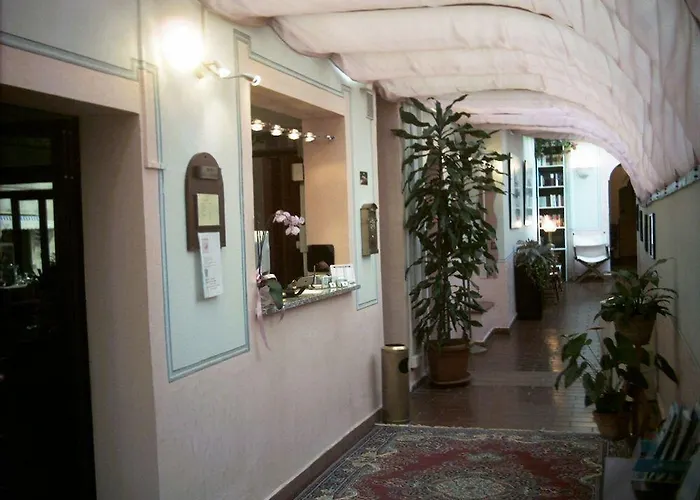 Savoia Szálloda Finale Ligure